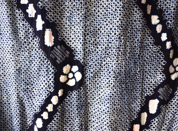 Arimatsu Shibori Yukata
