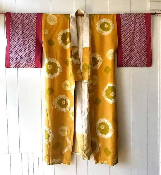 Antique Silk Shibori  Woman's Nagajuban Undergarment.