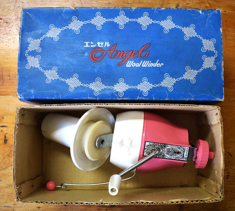 Retro  'Angel' Wool Winder