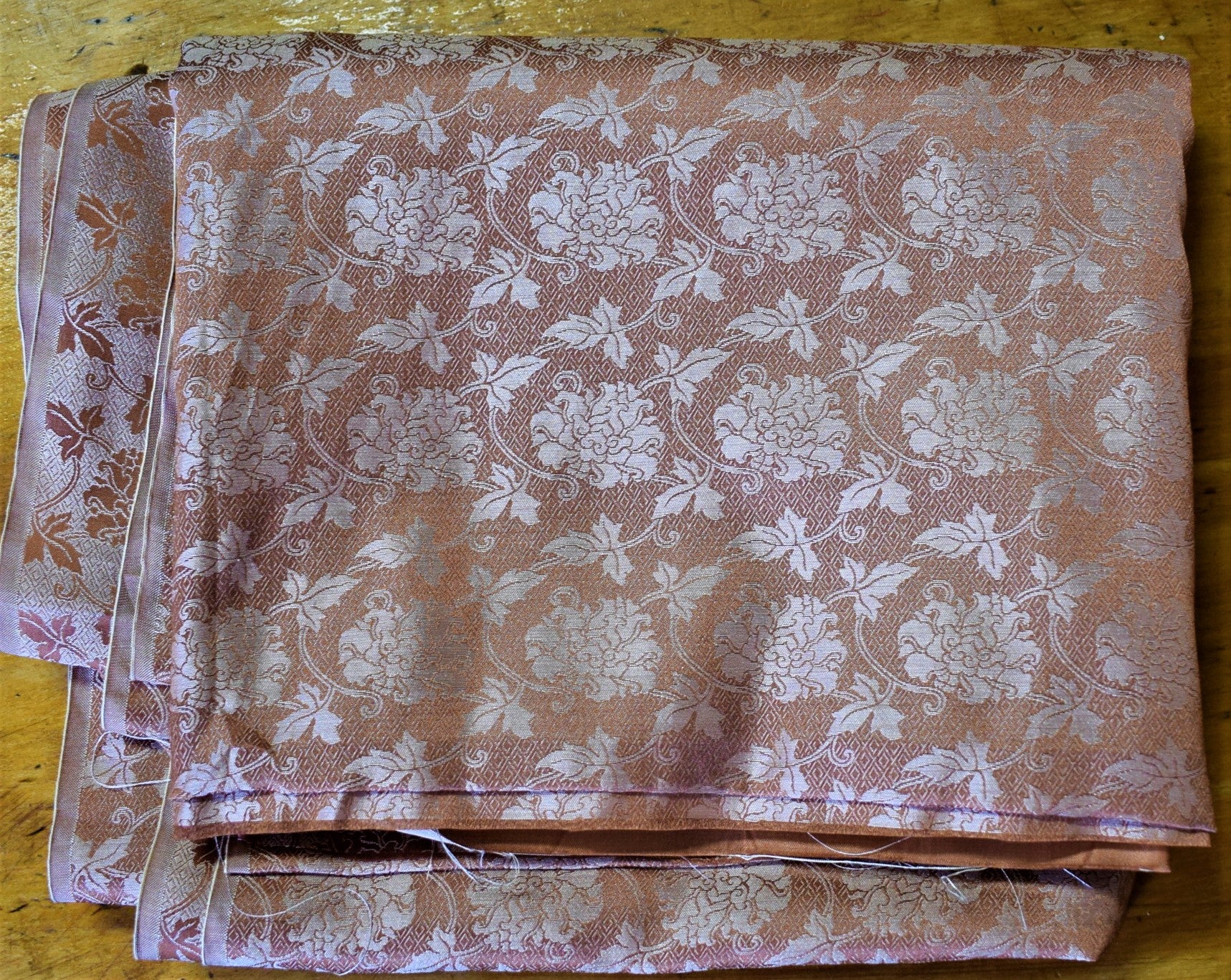 Pink  Donsu