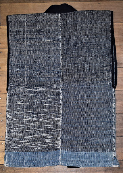 Sakiori  Sodenashi Vest
